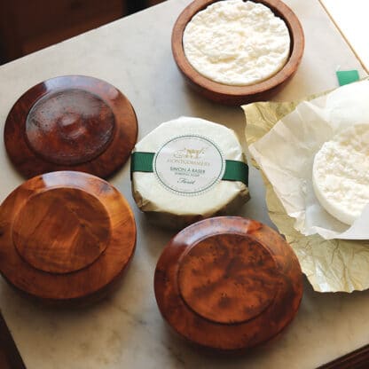 SAVON À RASER FORÊT · RECHARGE pour bol en thuya – Image 3